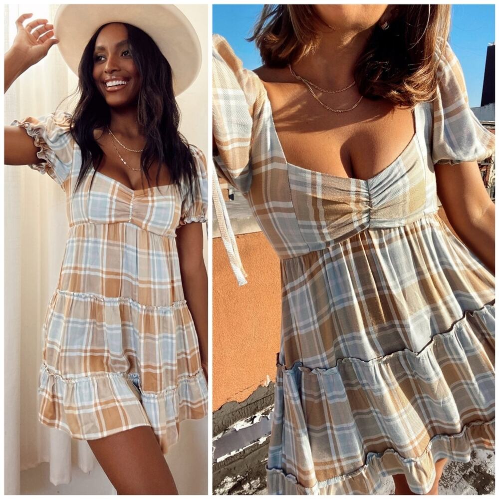 Plaid Tiered Short Dress with Puff Sleeves - Beige & Light Blue
